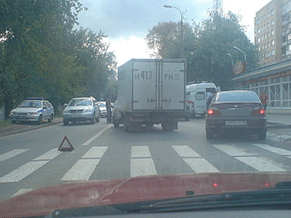Смертельное ДТП в Ижевске: на пешеходном переходе грузовик сбил пенсионерку